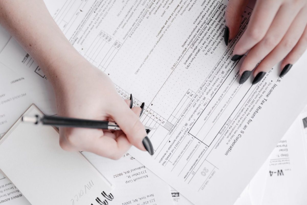 Statuts freelance : France vs Royaume‑Uni — comparatif pratique