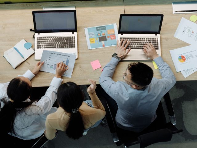 Meilleures pratiques pour le télétravail offshore en énergie